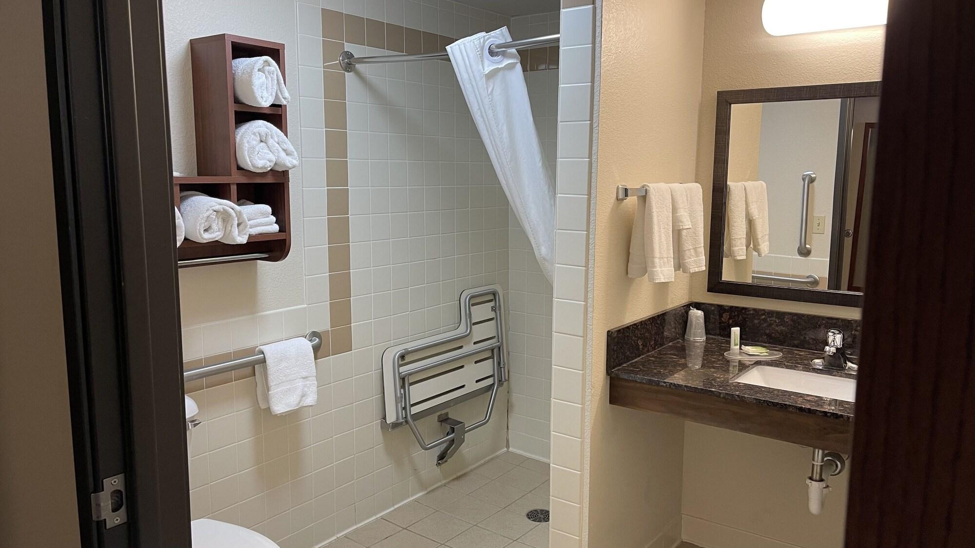 Americinn By Wyndham ניו לונדון מראה חיצוני תמונה